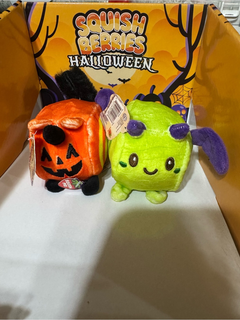 Squishmallows Halloween Plush Set - Orange & Green Cube Monsters